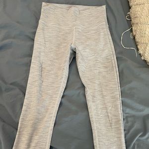 Lulu lemon leggings size 8 GUC normal wear and pulling